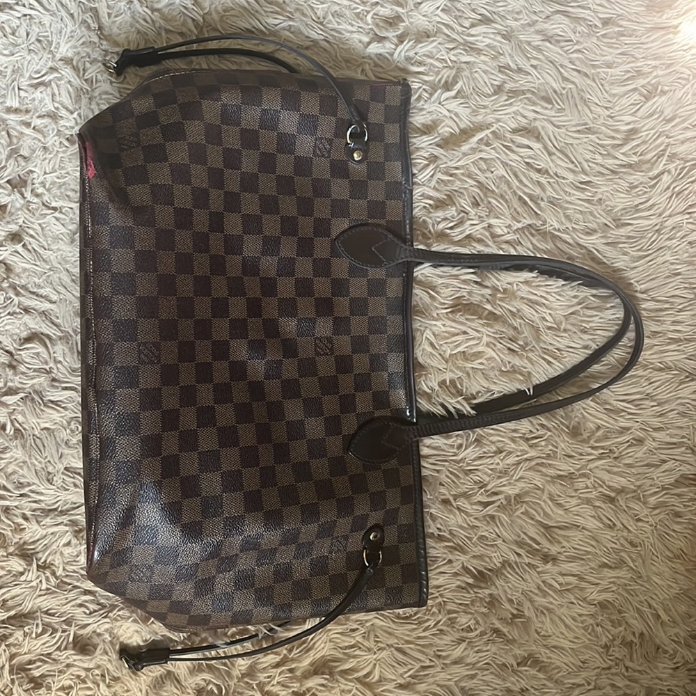 Louis Vuitton Brown Checkered Shoulder Bag - Picture 8 of 13